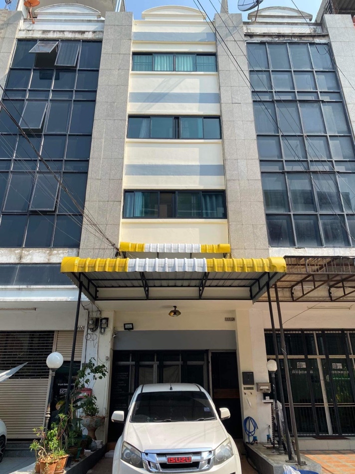 PN733 ให้เช่า ทาวน์โฮม ตึกแถว สุขุมวิท36 เหมาะhome office-hostel-คาเฟ่-studio-airbnb ใกล้ BTS ทองหล่